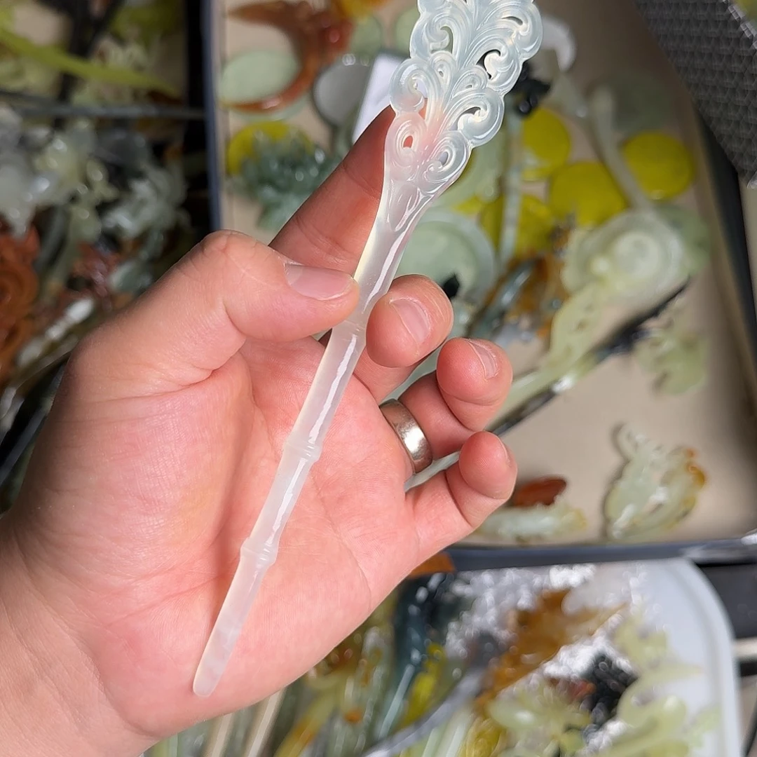 蛇纹石玉未镶嵌发饰