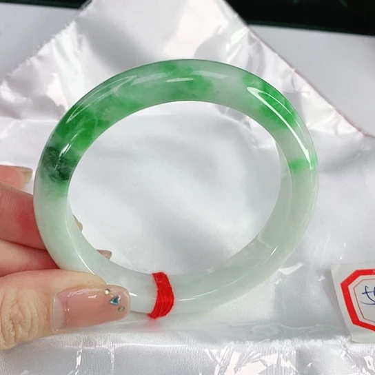 翡翠手镯未镶嵌天然翡翠A货109