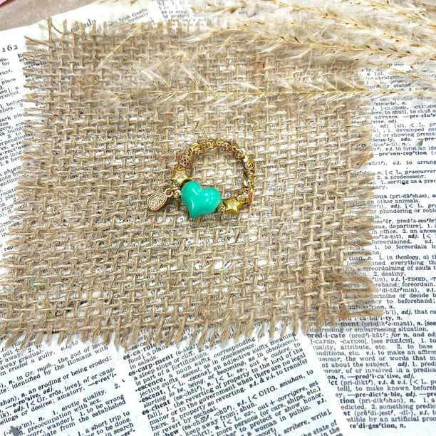 合金戒指 「Richer」W020 绿色屁桃爱心珠珠戒指