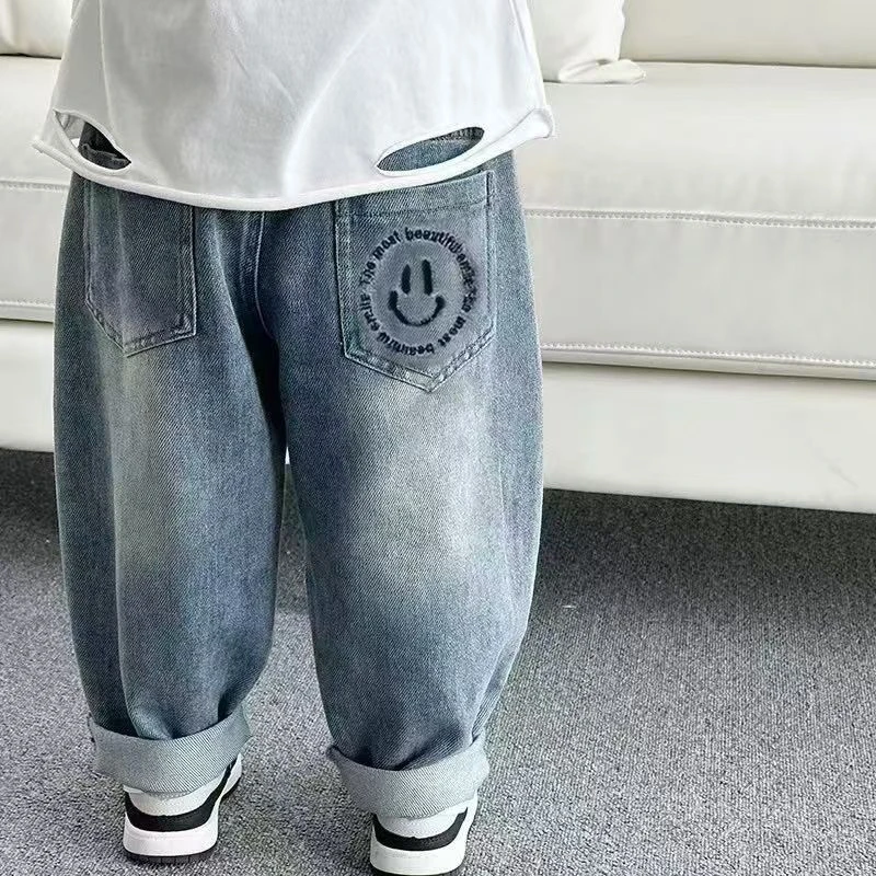 儿童裤子春秋季2025新款九分长裤宝宝宽松直筒牛仔裤男童休闲童装