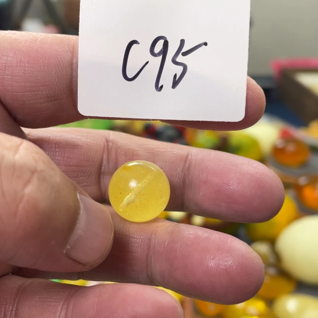 手链琥珀未镶嵌多样性发，发其中一件