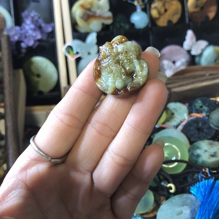 岫玉未镶嵌岫玉挂件