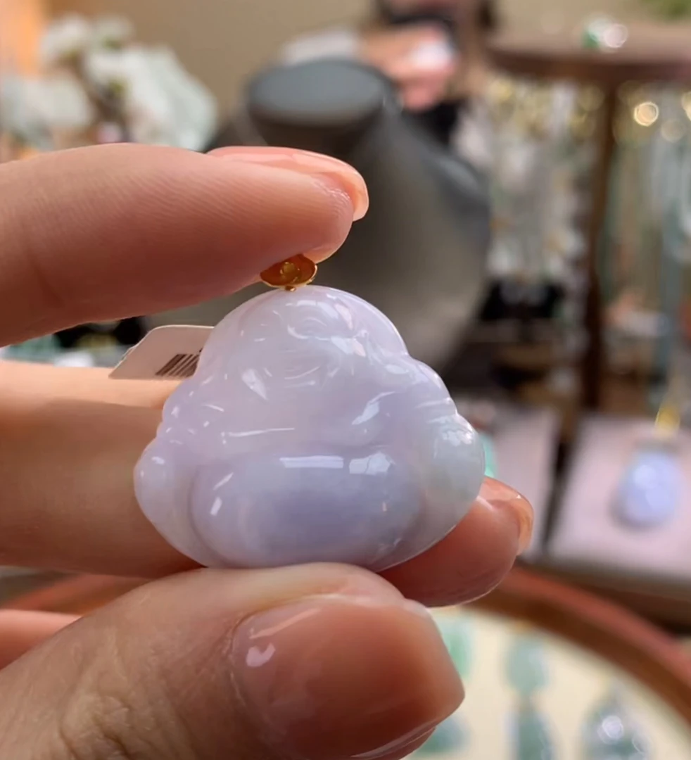 天然A货翡翠吊坠