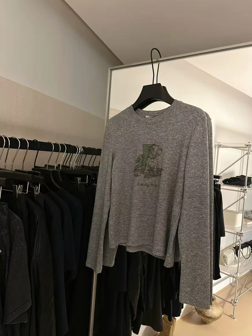 温柔瑶-Uncle Be冬季福利#复古百搭圆领卡通印花长袖#7887