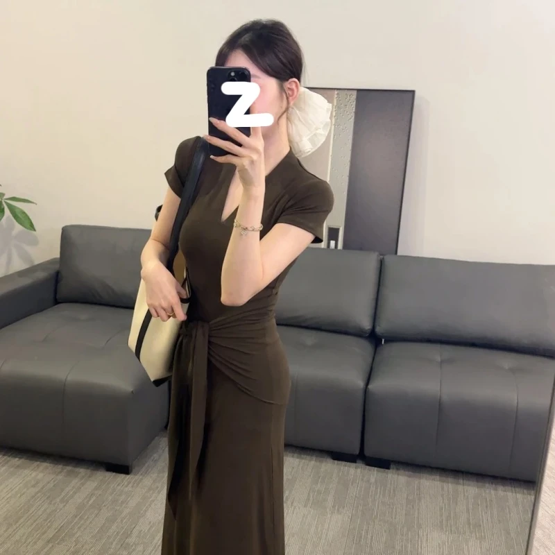 复古气质优雅V领短袖长裙设计感收腰绑带时髦洋气包臀长裙两件套