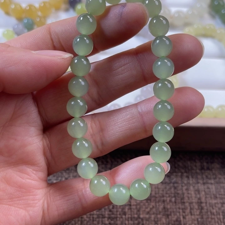 和田玉未镶嵌手串