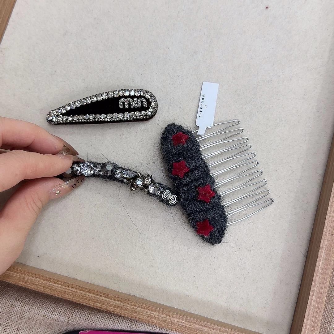 皮质铁合金夹子64