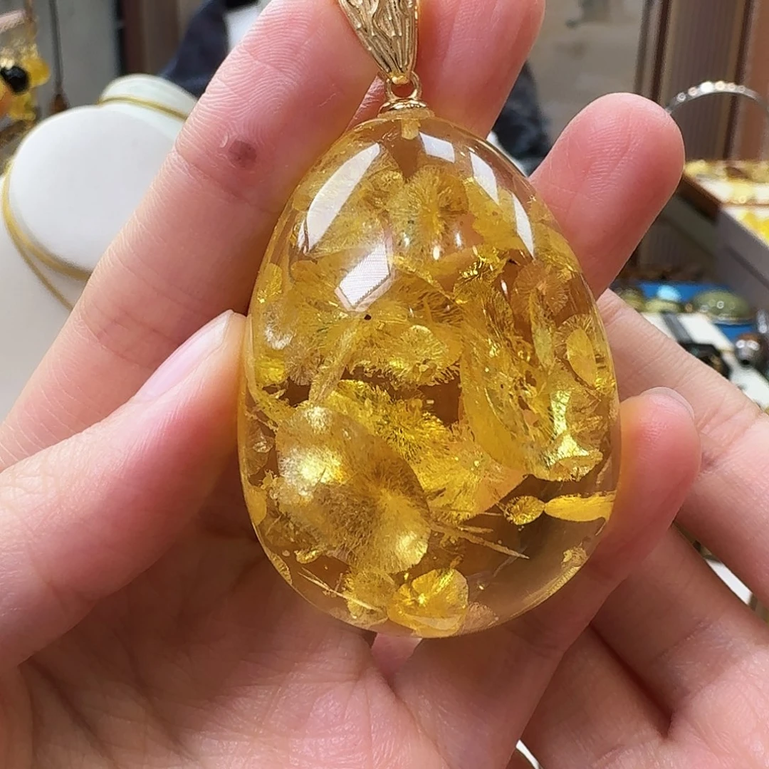 琥珀未镶嵌颈饰吊坠