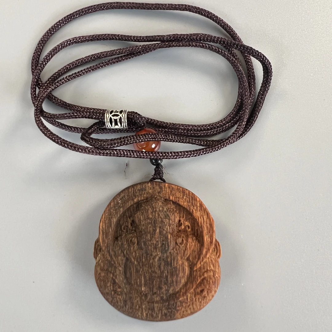 Z-169【柬埔寨金丝菩萨棋粗纹老料】沉香约41x36x11mm，12g