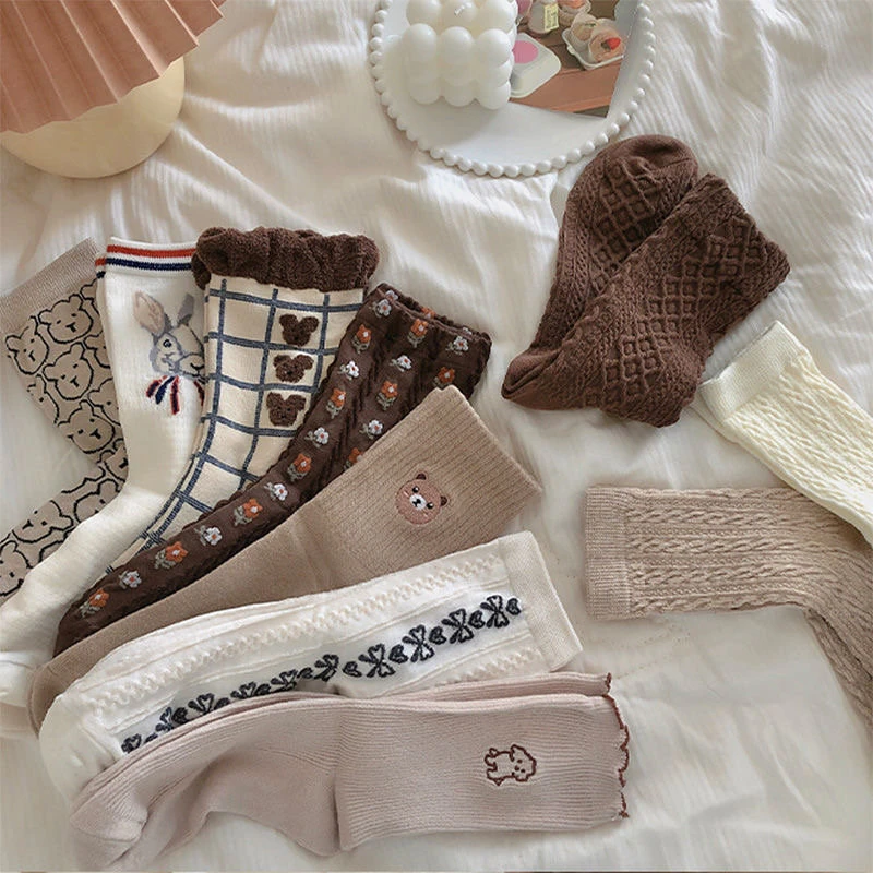 【荔下】【九块九/9双】INXX系列 国风女袜夏春秋款可爱小熊中筒袜w