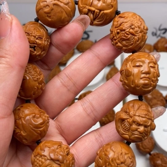 橄榄核手串/手链原因还是要在这个世界上