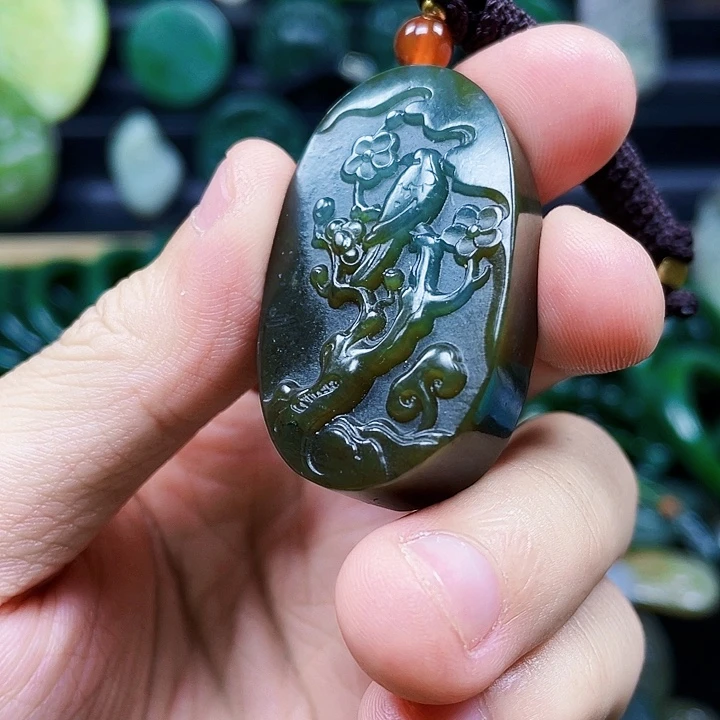 和田玉未镶嵌挂件