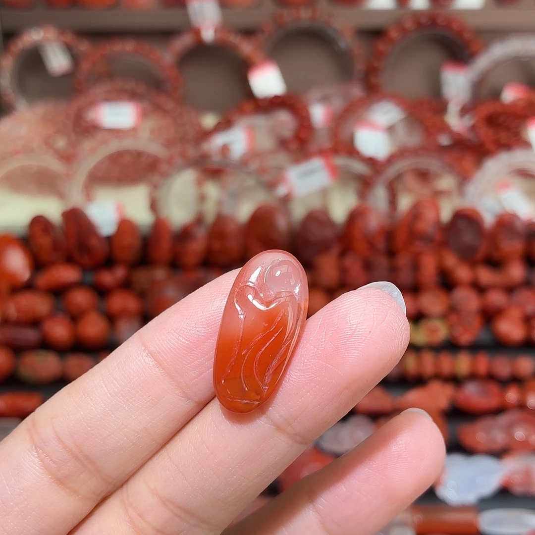 南红玛瑙未镶嵌颈饰无相佛