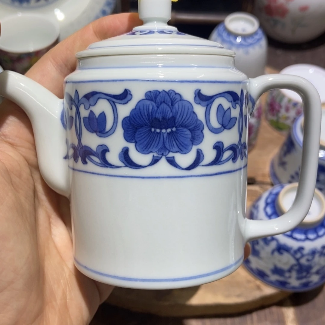 晨***️陶瓷艺术品的制作