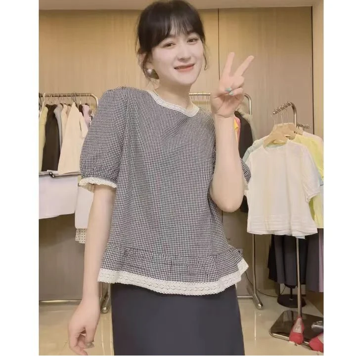 2025夏季新款欧货甜美刺绣花边圆领泡泡袖荷叶边套头小衫女