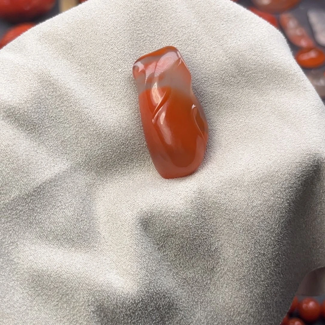 南红玛瑙未镶嵌手链