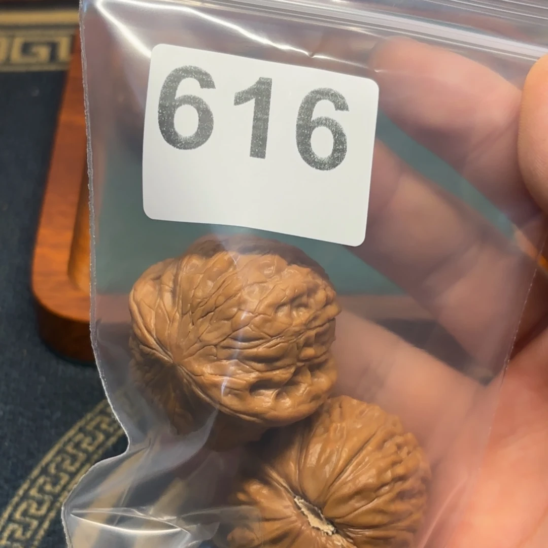 文玩核桃吊坠铁锤616