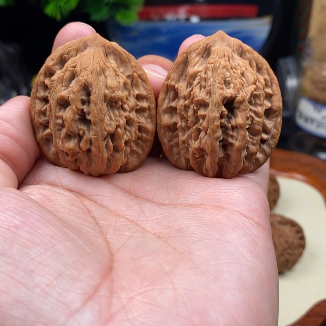 文玩核桃把件麦虎40