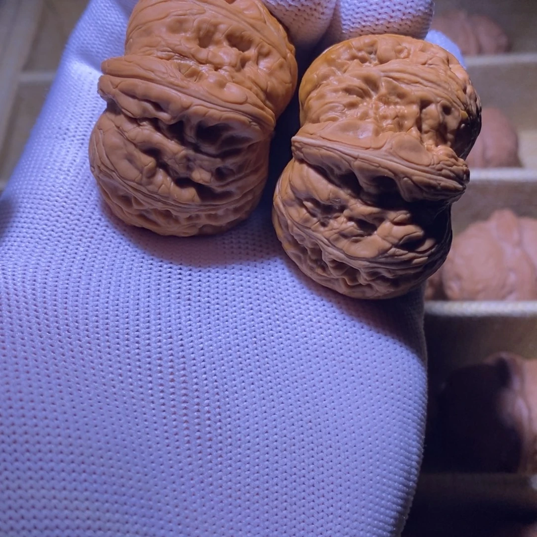 袁***r吊坠龙脊菩提核桃