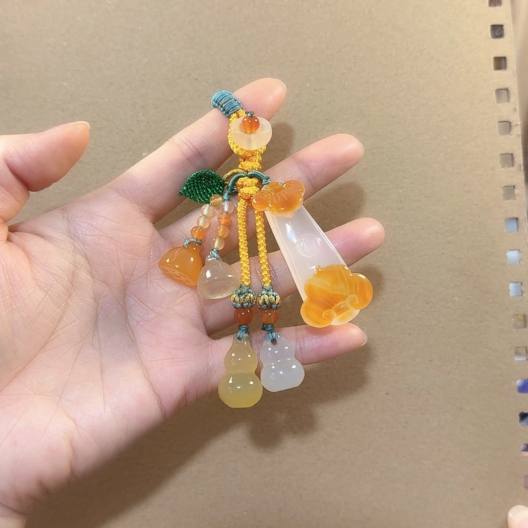 玛瑙/玉髓钥匙挂件未镶嵌三*呀