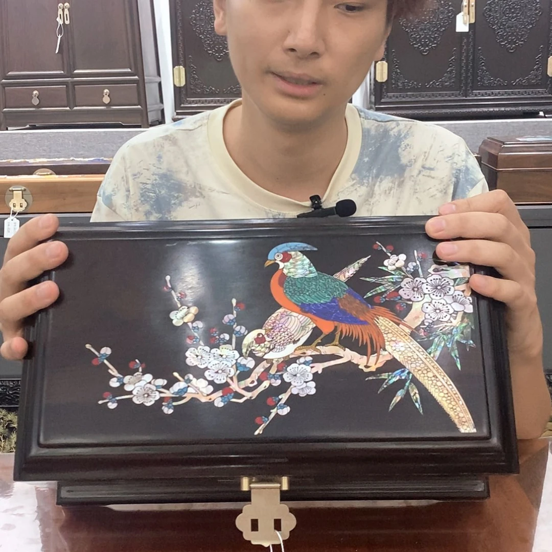 【闪购商品】紫光檀螺钿珠宝箱