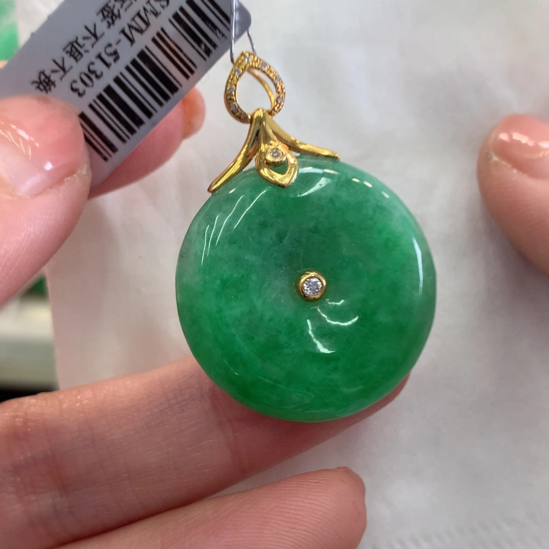 翡翠吊坠(不含链)18K金镶嵌
