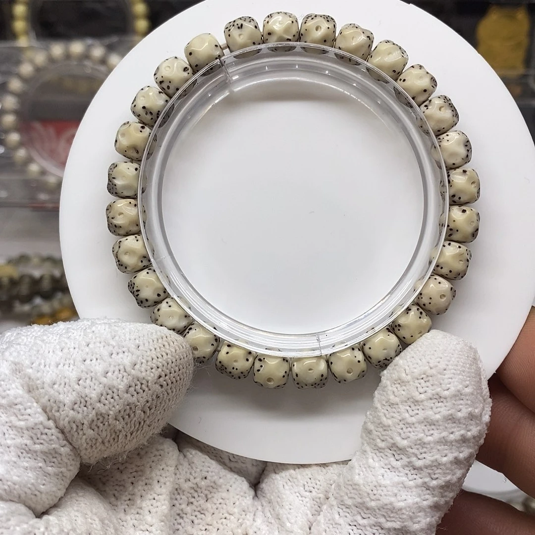 星月菩提吊坠无相8x7