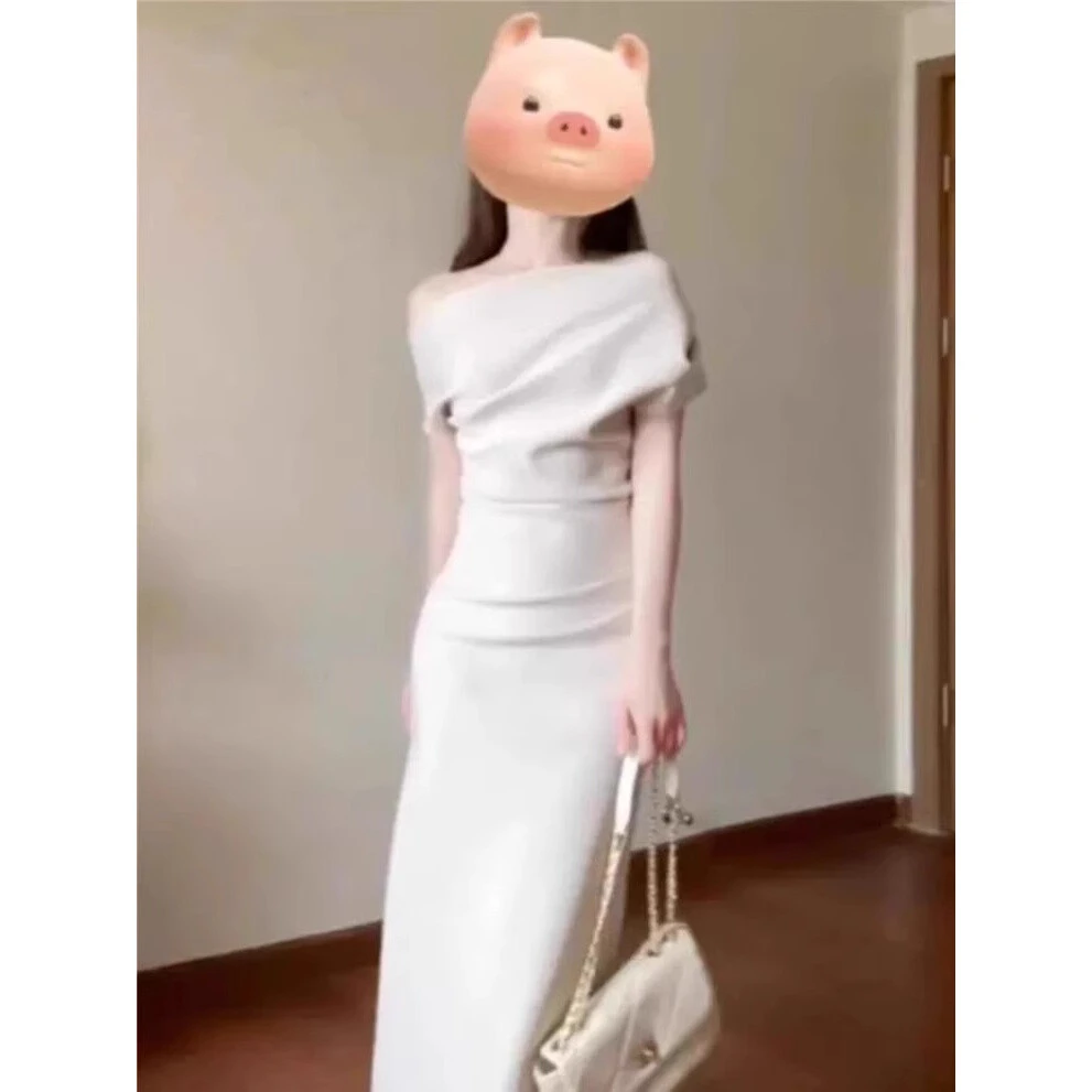 2026新款开春韩系穿搭斜肩荡领连衣裙子女春夏季气质修身包睡裙女