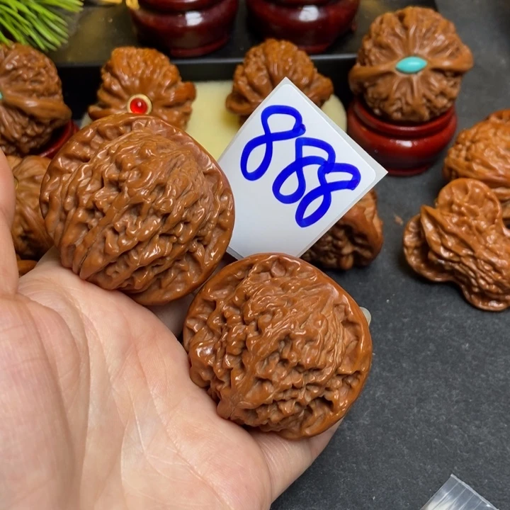 文玩核桃把件44楼呀，888