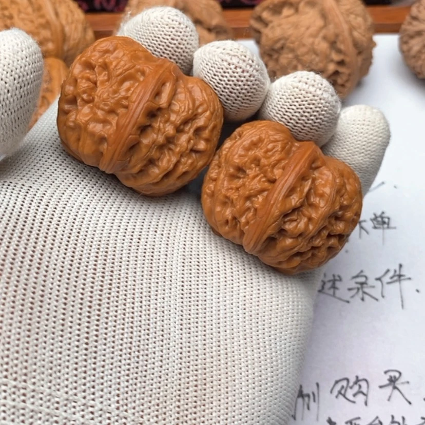 【闪购商品】把件文玩核桃15元宝