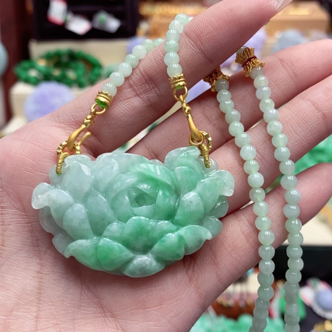 颈饰未镶嵌翡翠苏*冰翡翠吊坠