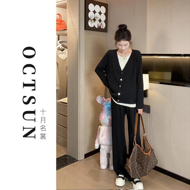 【十月名裳】早秋孕期时尚针织金扣假两件上衣长裤孕妇套装57554
