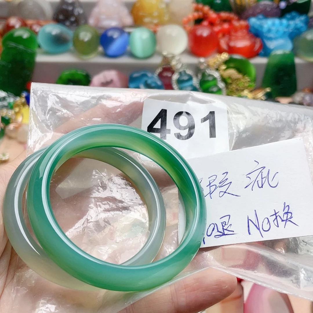 合金颈饰玛瑙/玉髓花****年