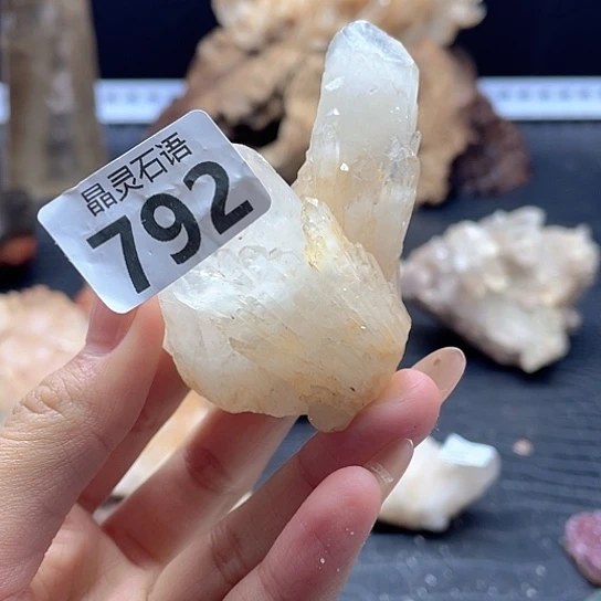 水晶未镶嵌大型摆件（非配饰）