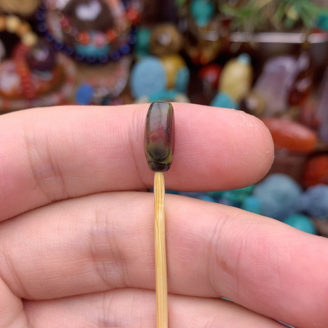 南红玛瑙未镶嵌珠宝奇石