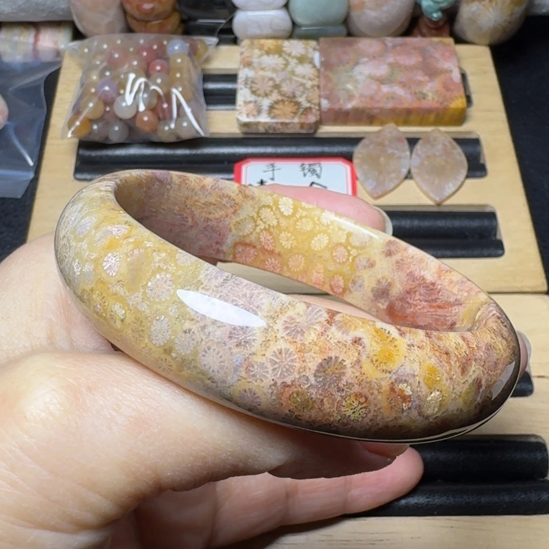 硅化玉61彩花可盘未镶嵌