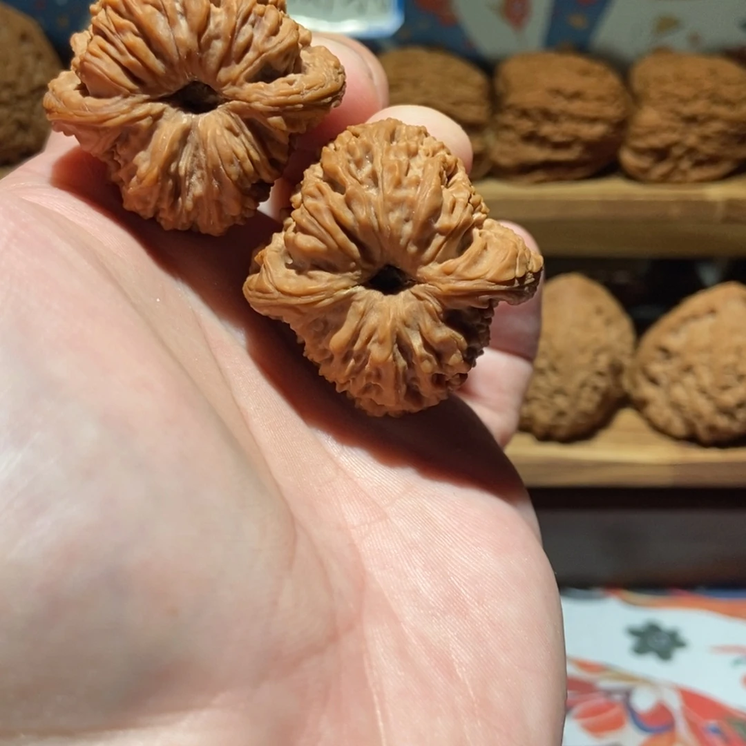 吊坠文玩核桃南疆