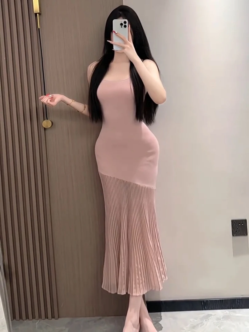 法式绝美粉色吊带背心连衣裙女夏季新款收腰显瘦拼接包臀鱼尾长裙