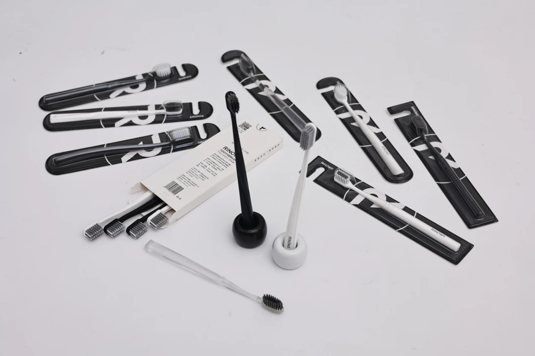 高档软毛家用牙刷