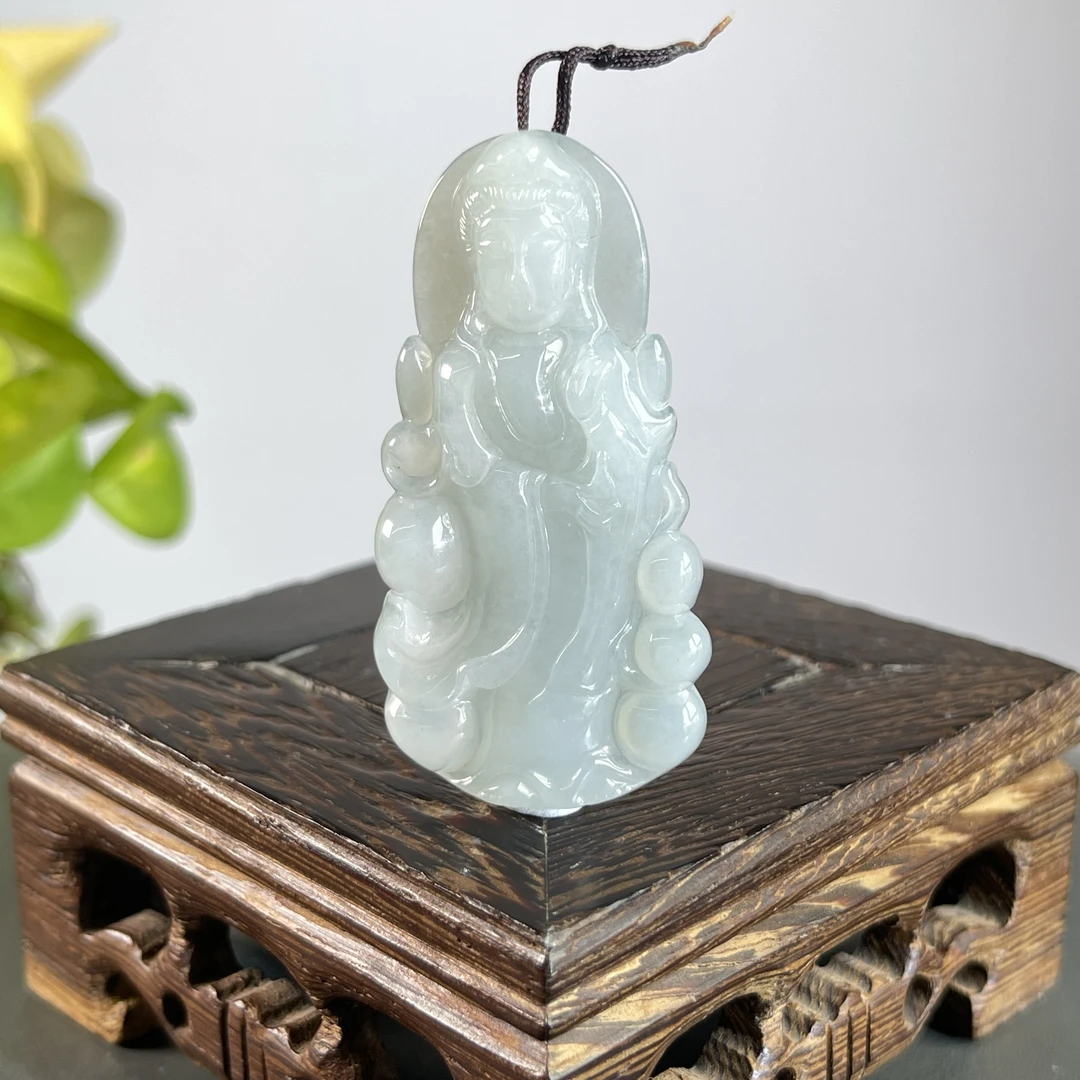 JCA22-56  天然缅甸A货翡翠  站观音