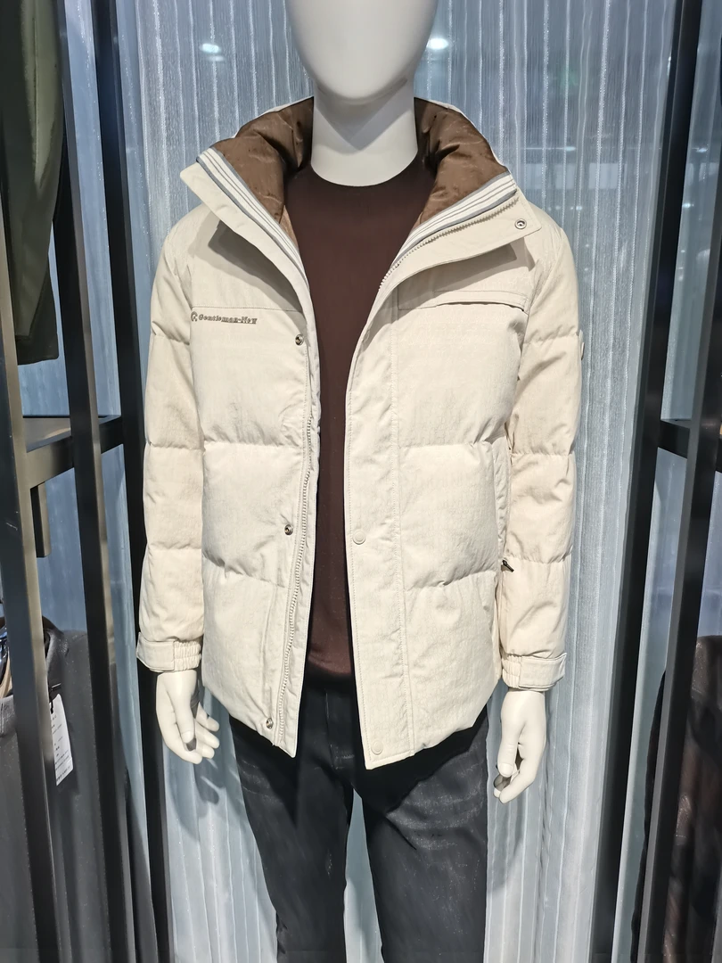 休闲精品羽绒服潮流