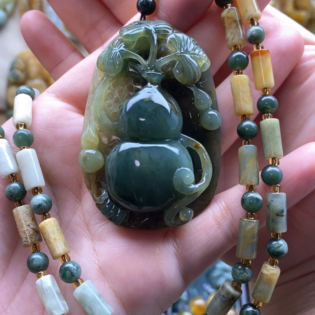【闪购商品】岫玉颈饰未镶嵌葫芦