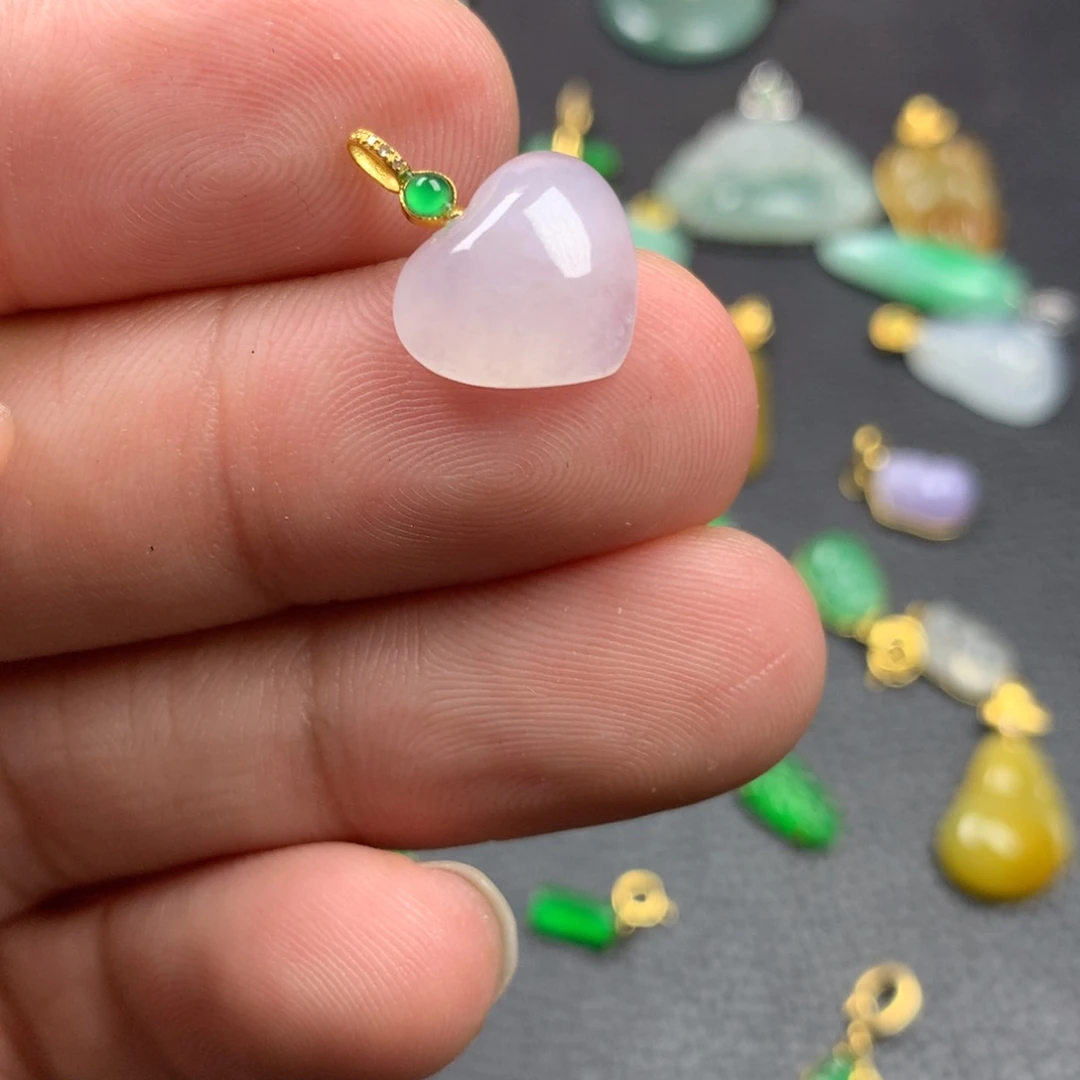 【闪购商品】颈饰18K金镶嵌翡翠翡翠