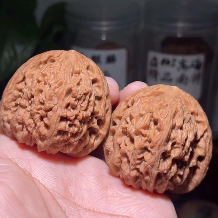 文玩核桃吊坠           44