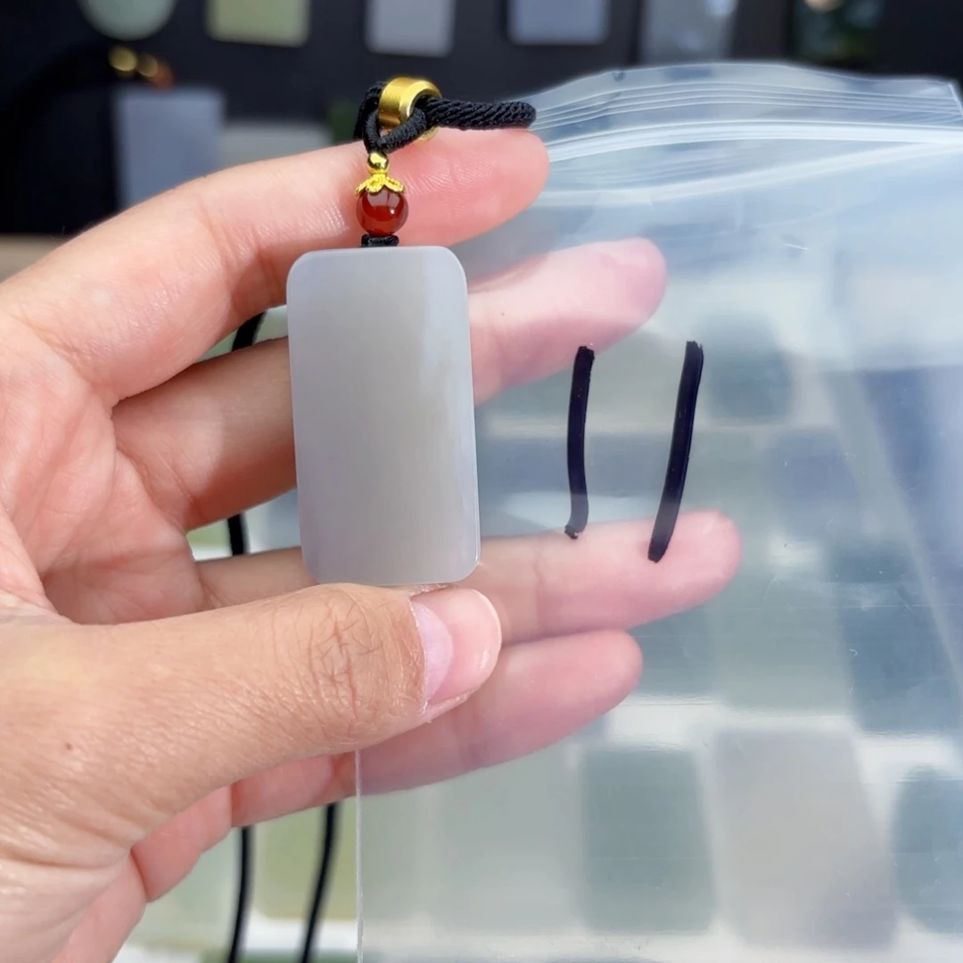 和田玉随形未镶嵌