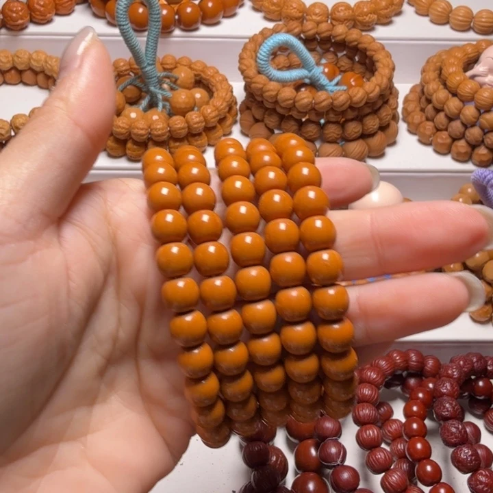 雨***哥猴头核桃吊坠老型