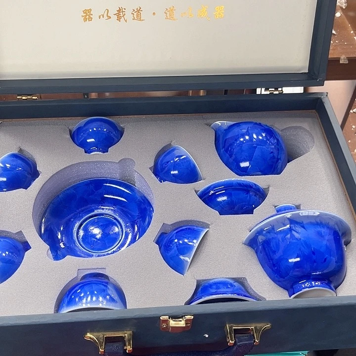 孤品茶具套装等。
