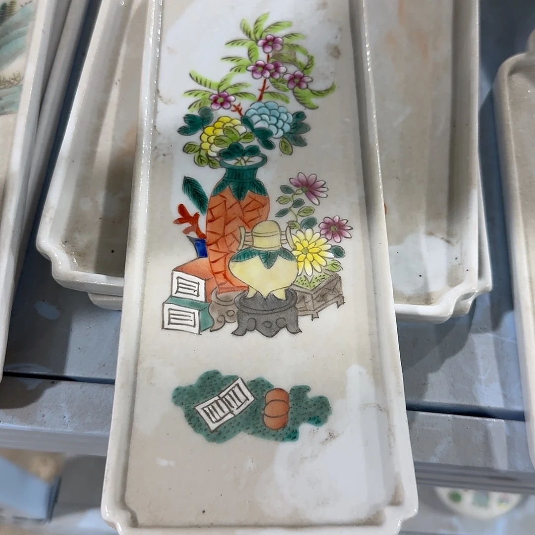 瓷片摆件等方式在不同部位上都