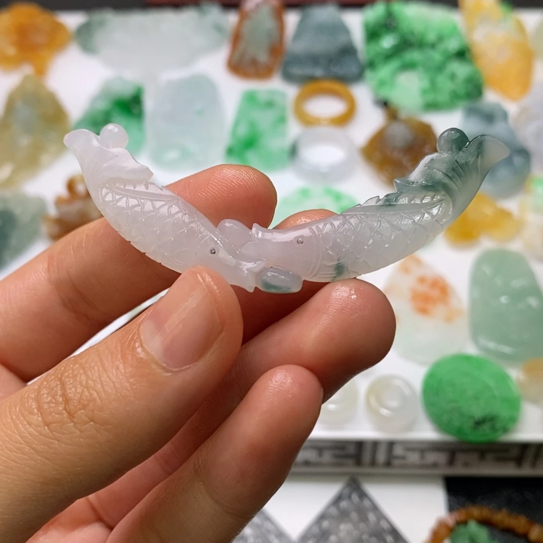 定制翡翠未镶嵌吊坠