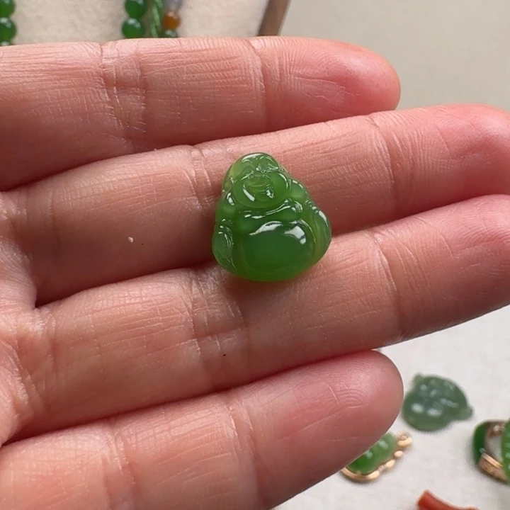 和田玉（碧玉）未镶嵌颈饰